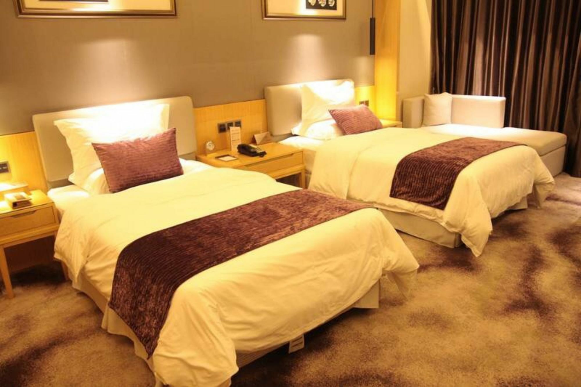 Swan Lake Recreation Hotel Foshan Esterno foto
